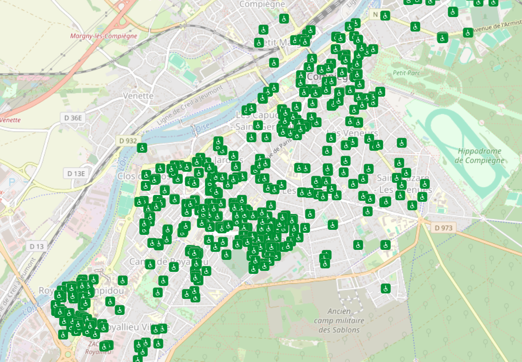 Place de stationnement pour les personnes à mobilité réduite (PMR) sur la commune de Compiègne
